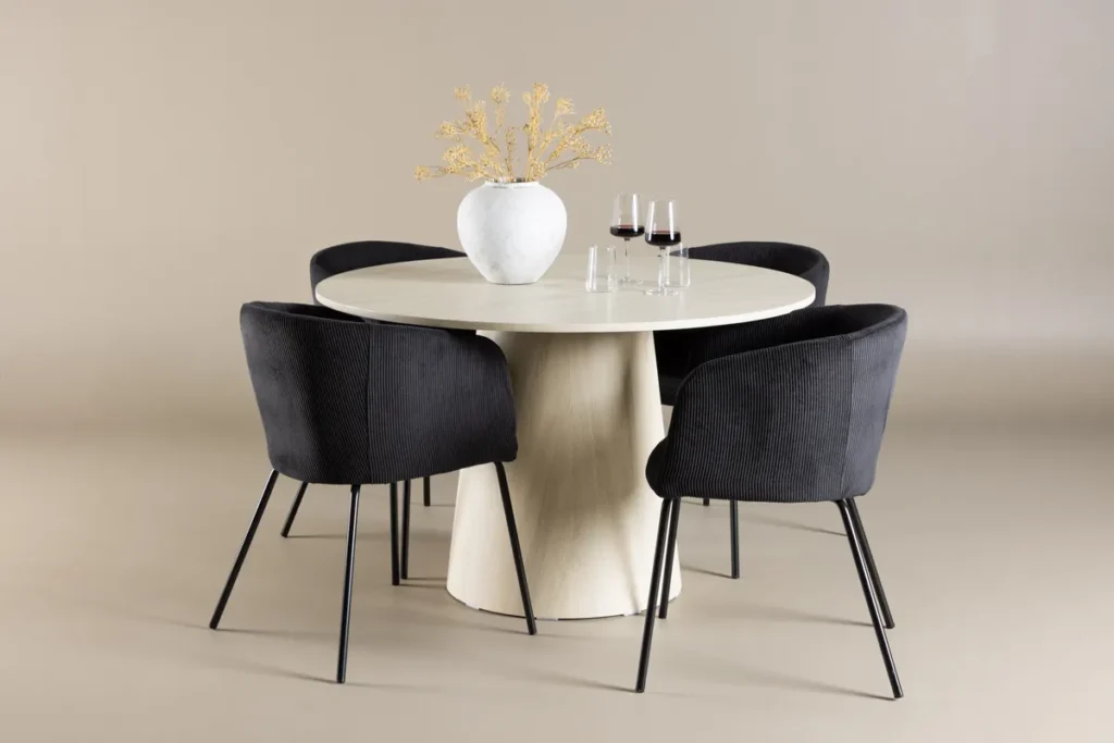Berit & Lanzo Matstolar Black + Runda Matbord ⌀120 Whitewash