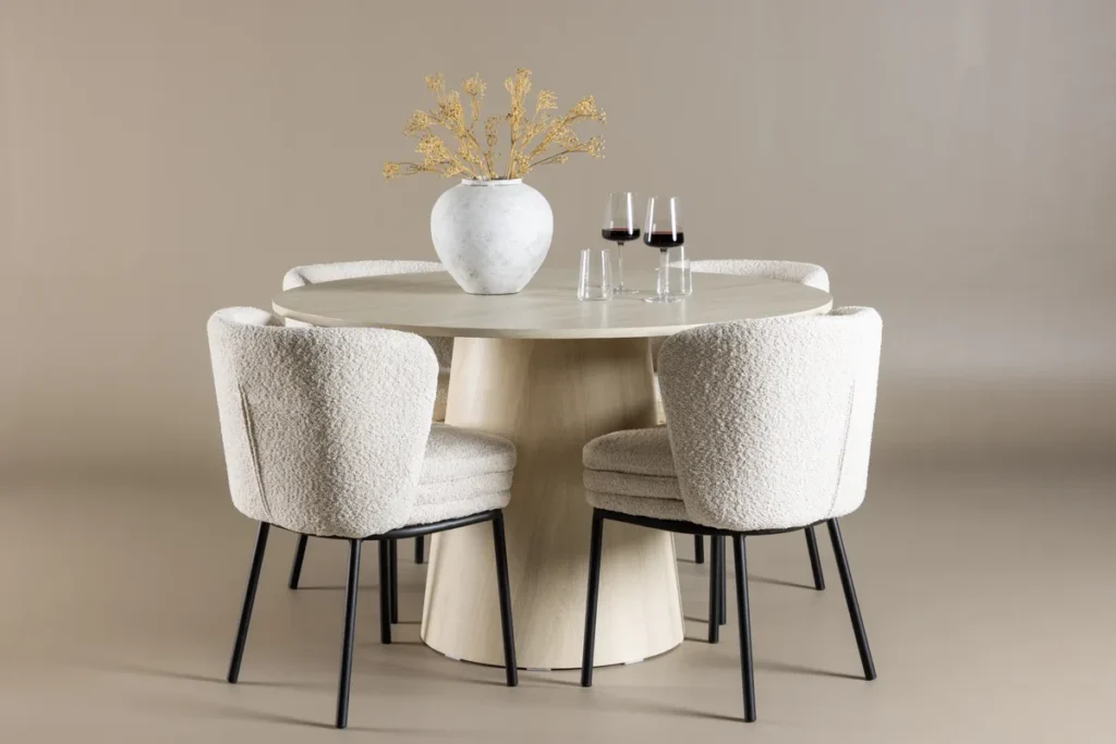 Agnes & Lanzo Matstolar White + Runda Matbord ⌀120 Whitewash