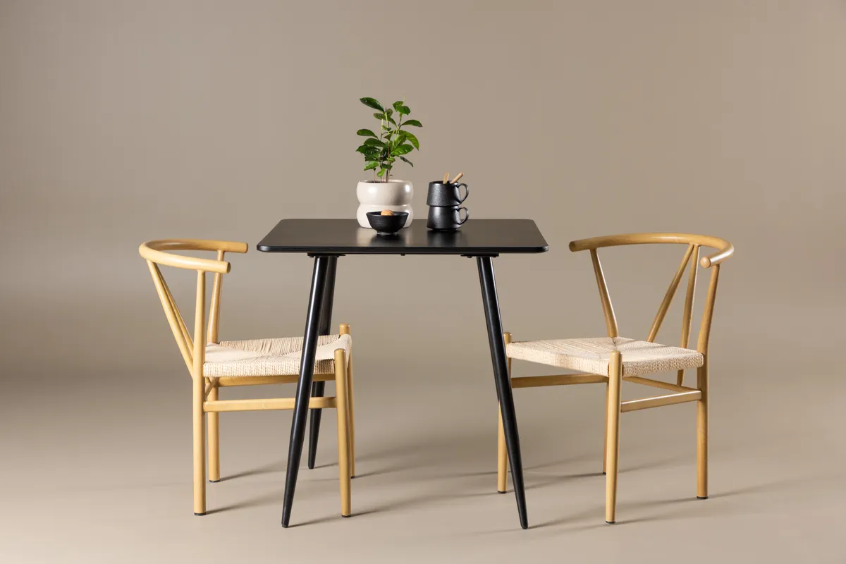 Alfons & Polar Matstolar Beige + Rektangulära Matbord 75 x 75 Black