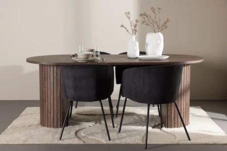 Berit & Härön Matstolar Black + Ovala Matbord 200 x 90 Mocca