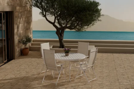 Levanzo & Giardini Positionsstolar Beige + Runda Matbord Ø120 Beige