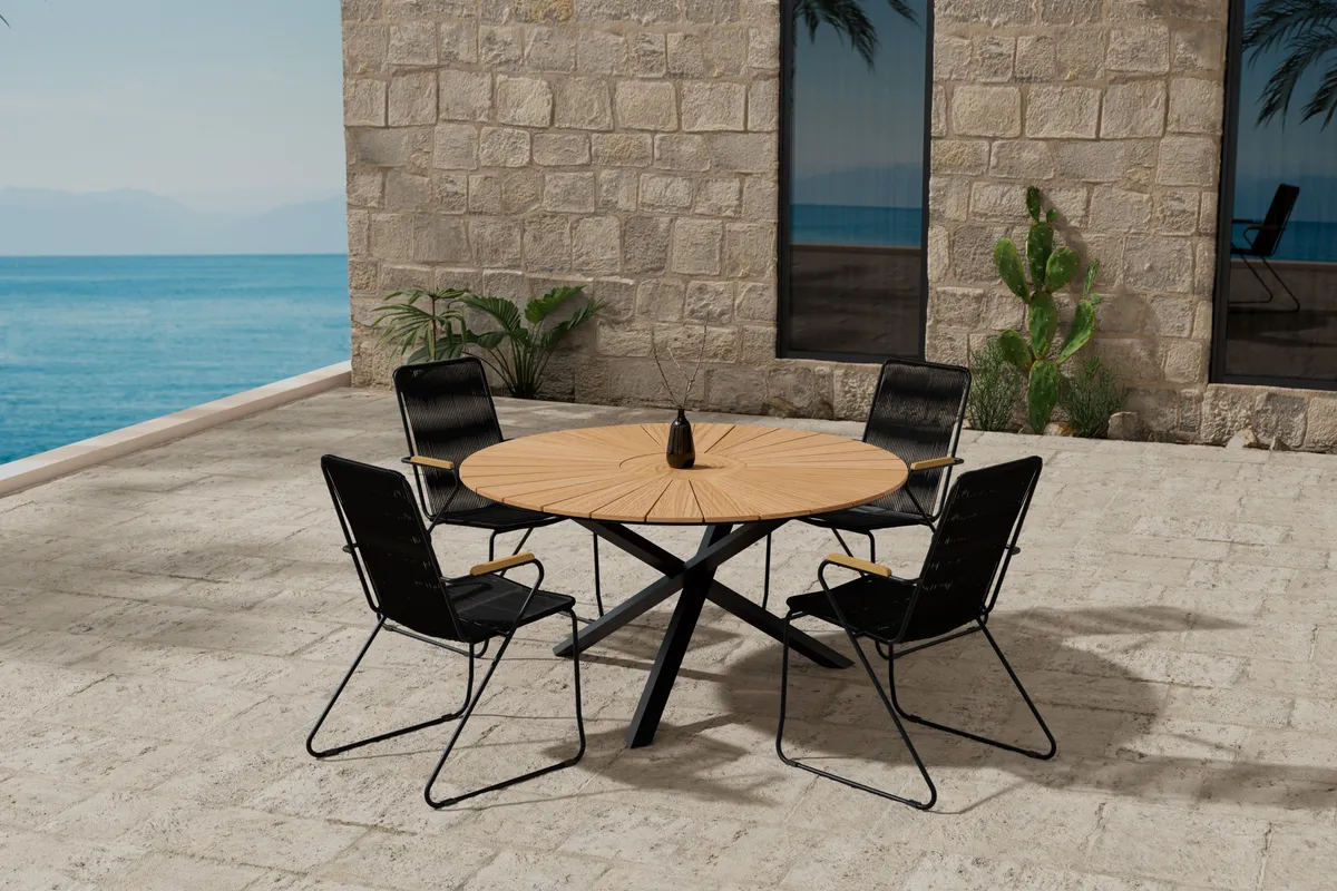 Mexico & Bois Runda Matbord ⌀140 Black + Matstolar Black
