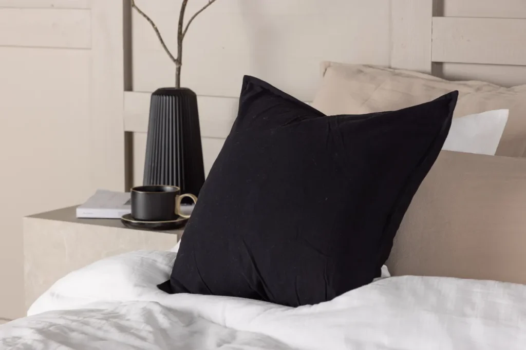 Ronja Kuddfodral 45 x 45 Black