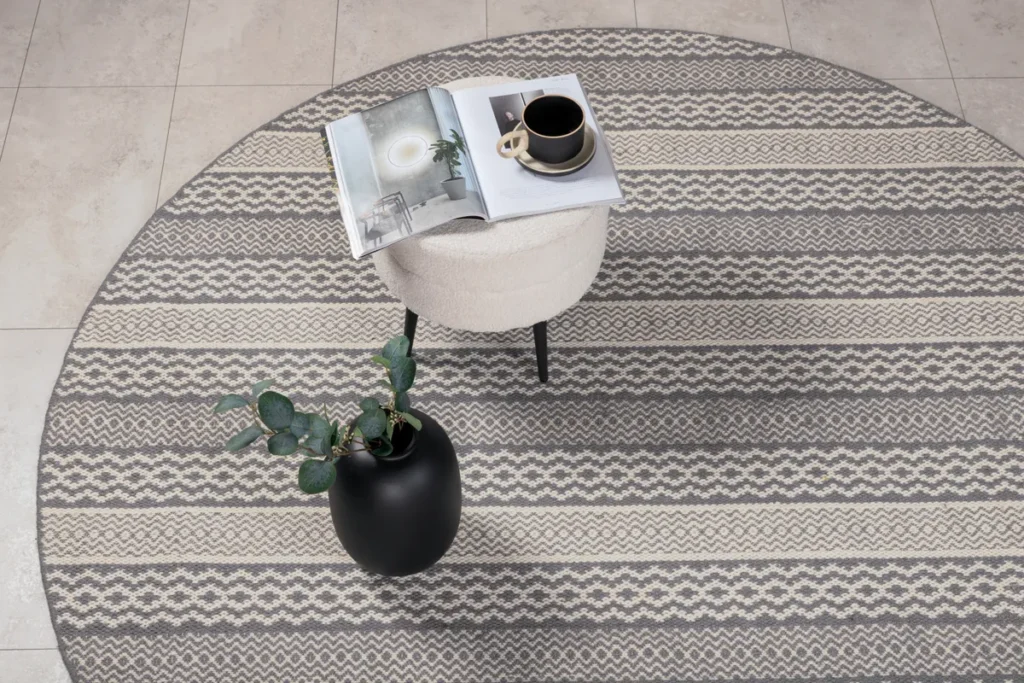 Sishu Runda Mattor ⌀200 Light Grey