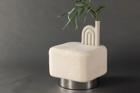 Newton Puff 45 x 38 x 45 Offwhite